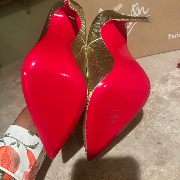 NIB Christian Louboutin So Kate 120 Platine Champagne Gold Calf Metallic Pumps - Picture 5 of 12